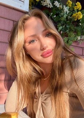 Проститутка Эсми (22), Смоленская, Массаж классический, Массаж эротический, тел +7(917)683-78-06