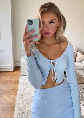 Путана Тина (24), Шаболовская, 10,000 ₽ час, Минет без резинки, Массаж эротический, тел +7(908)935-16-82