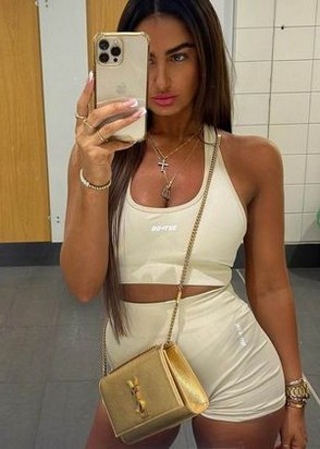 Проститутка Елизавета (25), Беляево, 10,000 ₽ час, Минет без резинки, Массаж профессиональный, тел +7(904)709-31-01