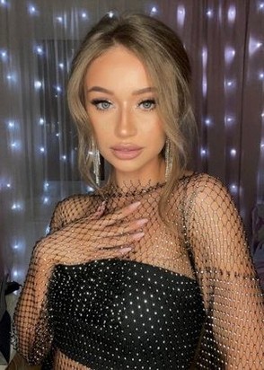 Путана Инна (22), Петровский парк, 8,000 ₽ час, Минет в презервативе, Массаж эротический, тел +7(986)406-17-92