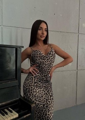 Шлюха Камила (26), Царицыно, 8,000 ₽ час, Минет глубокий, Легкая доминация, тел +7(999)013-89-71