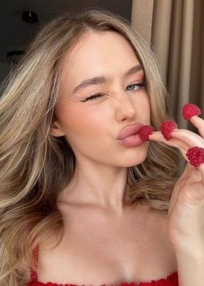 Куртизанка Катя (28), Измайлово, 8,000 ₽ час, Госпожа, Легкая доминация, тел +7(901)835-31-93