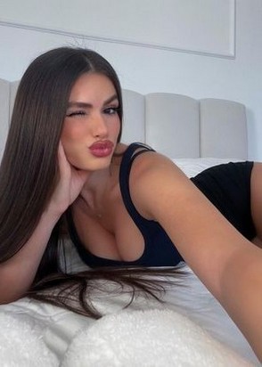 Содержанка Кристина (24), Цветной бульвар, 5,000 ₽ час, Окончание на грудь, Госпожа, тел +7(995)647-34-27