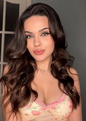 Девушка по вызову Лера (28), Чеховская, 8,000 ₽ час, Секс классический, Массаж расслабляющий, тел +7(921)254-83-57
