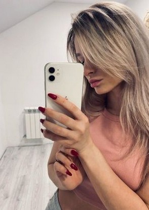 Профессионалка Яна (28), Бабушкинская, Минет в презервативе, Ролевые игры, тел +7(988)547-45-98