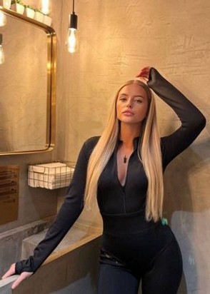 Путана Соня (25), Полянка, 8,000 ₽ час, Минет без резинки, Массаж классический, тел +7(901)601-41-59