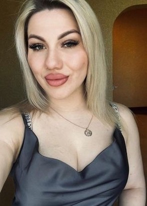 Содержанка Аделина (23), Первомайская, 14,000 ₽ час, Секс классический, Минет в презервативе, тел +7(987)986-14-24