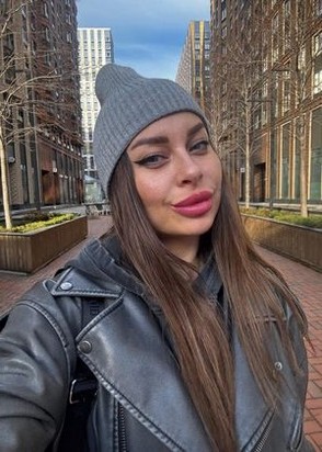 Массажистка Карина (28), Тушинская, 15,000 ₽ час, Минет в презервативе, Стриптиз не профи, тел +7(902)473-81-02