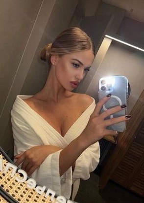 Индивидуалка Соня (22), Улица Скобелевская, 8,000 ₽ час, Массаж расслабляющий, Массаж эротический, тел +7(900)765-10-29
