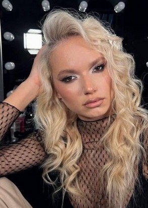 Путана Оксана (23), Медведково, 15,000 ₽ час, Секс анальный, Стриптиз не профи, тел +7(937)042-72-65
