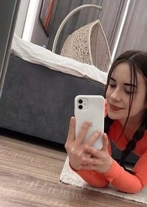 Шлюха Лера (26), Авиамоторная, 2,000 ₽ час, Окончание на лицо, Окончание в рот, тел +7(900)563-09-61