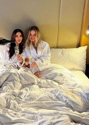 Девушка по вызову Яна Лена (20), Академический, 10,000 ₽ час, Стриптиз профи, Массаж классический, тел +7(951)812-58-75