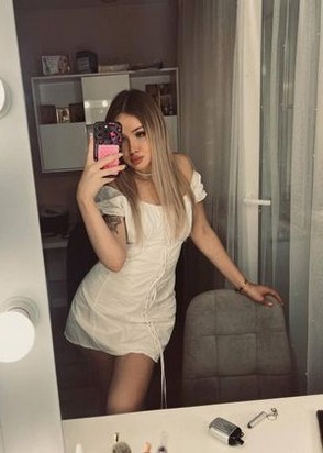 Эскортница Марьяна (20), Юго-Западная, 5,000 ₽ час, Массаж урологический, Легкая доминация, тел +7(952)185-42-45