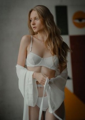 Индивидуалка Аллочка (22), Тимирязевская, 8,000 ₽ час, Минет в презервативе, Минет глубокий, тел +7(995)160-46-01