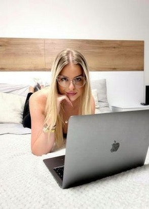 Массажистка Аня (25), Люблино, 3,000 ₽ час, Секс классический, Игрушки, тел +7(902)839-45-07