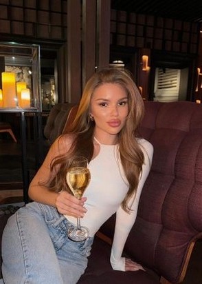 Профессионалка Слава (25), Лубянка, 8,000 ₽ час, Секс анальный, Минет глубокий, тел +7(995)056-70-40