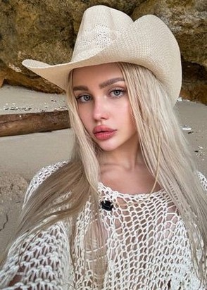 Ночная бабочка Леся (19), Смоленская, 17,000 ₽ час, Золотой дождь вам (мужчине), Золотой дождь мне (даме), тел +7(938)397-98-91