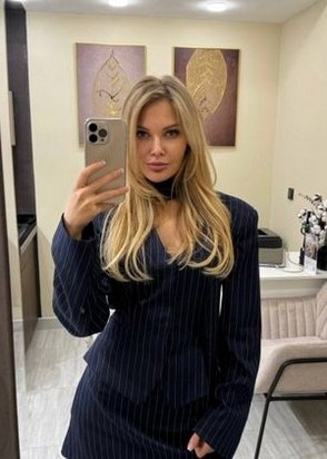 Шлюха Анна (23), Авиамоторная, 15,000 ₽ час, Окончание в рот, Порка, тел +7(904)624-26-05