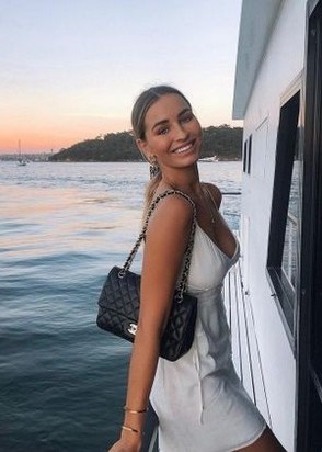 Массажистка Алина (28), Шелепиха, 15,000 ₽ час, Минет без резинки, Массаж эротический, тел +7(937)145-70-89