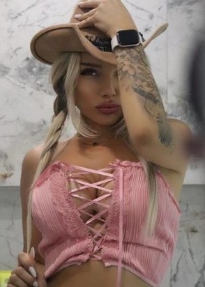 Содержанка Рита (26), Чкаловская, 10,000 ₽ час, Окончание на грудь, Массаж эротический, тел +7(988)748-97-54