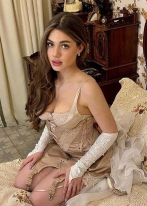 Профессионалка Оксана (24), Тимирязевская, 3,500 ₽ час, Порка, Фото/видео съемка (доп.), тел +7(919)956-58-25