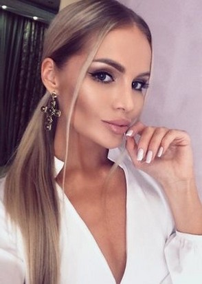 Ночная бабочка ВИКА (24), Таганская, 7,000 ₽ час, Минет в презервативе, Минет глубокий, тел +7(951)360-40-43