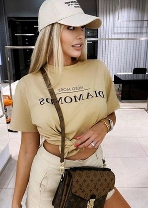 Эскортница Маша (23), Чеховская, 15,000 ₽ час, Минет глубокий, Массаж расслабляющий, тел +7(989)368-50-89