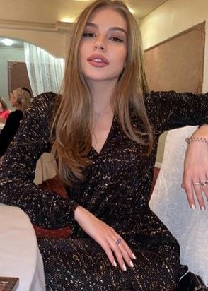 Шлюха Вероника (25), Тропарёво-Никулино, 10,000 ₽ час, Секс классический, Минет без резинки, тел +7(928)561-89-80